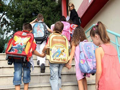 Σχολικές τσάντες: Ταλαιπωρούν τους μαθητές